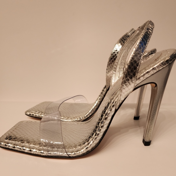 Good American Silver Snake Lucite Sandal, Square Toe sizes 8.5 And 4 - Picture 6 of 10